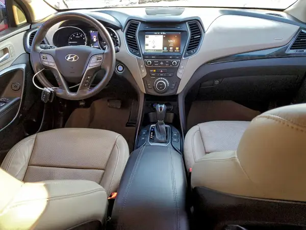 5XYZU3LB5HG459718 2017 HYUNDAI SANTA FE - Image 8