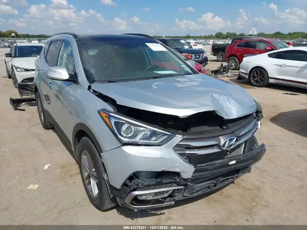 5XYZU3LB5HG482531 2017 HYUNDAI SANTA FE - Image 1