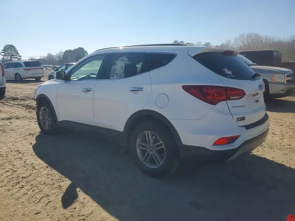 5XYZU3LB5HG483369 2017 HYUNDAI SANTA FE - Image 2