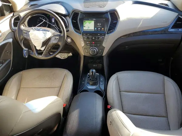 5XYZU3LB5HG485218 2017 HYUNDAI ACCENT - Image 8