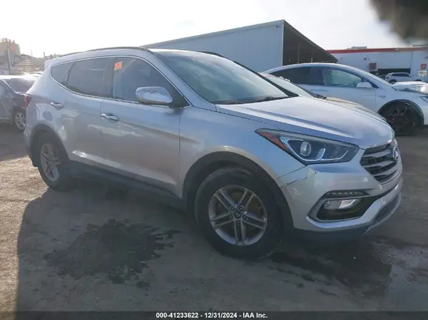 5XYZU3LB5HG494288 2017 HYUNDAI SANTA FE - Image 1