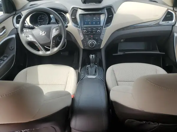 5XYZU3LB5HG494601 2017 HYUNDAI SANTA FE - Image 8