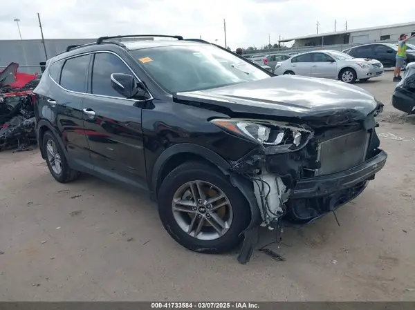 5XYZU3LB5JG523357 2018 HYUNDAI SANTA FE - Image 1