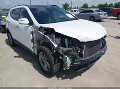 5XYZU3LB5JG567214 2018 HYUNDAI SANTA FE