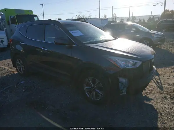 5XYZU3LB6GG330966 2016 HYUNDAI SANTA FE - Image 1