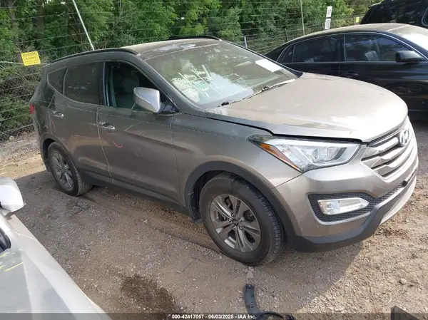 5XYZU3LB6GG352451 2016 HYUNDAI SANTA FE - Image 1