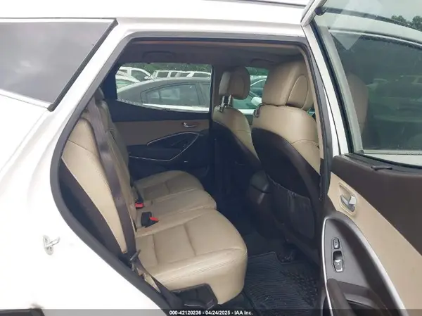 5XYZU3LB6HG397844 2017 HYUNDAI SANTA FE - Image 8