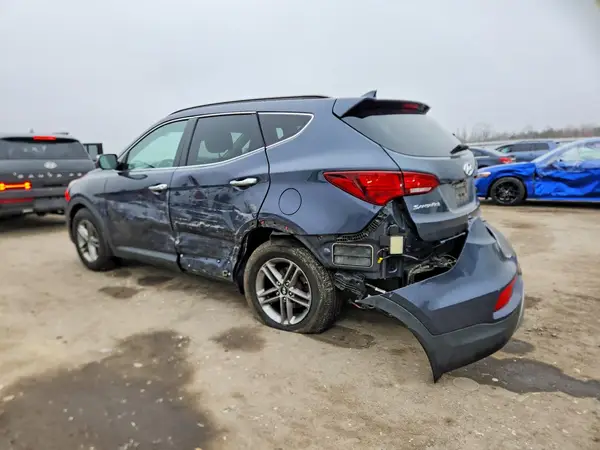 5XYZU3LB6HG413668 2017 HYUNDAI SANTA FE - Image 2