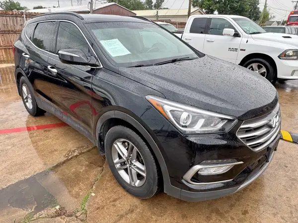 5XYZU3LB6HG420622 2017 HYUNDAI SANTA FE - Image 1