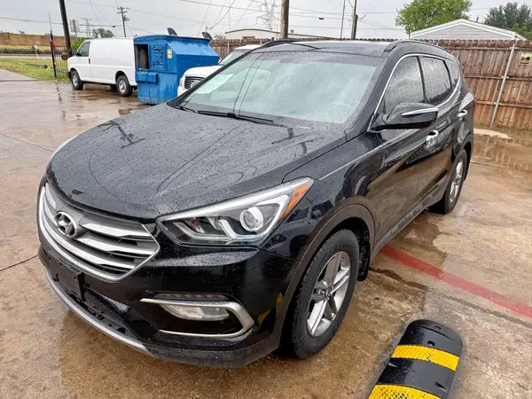 5XYZU3LB6HG420622 2017 HYUNDAI SANTA FE - Image 2