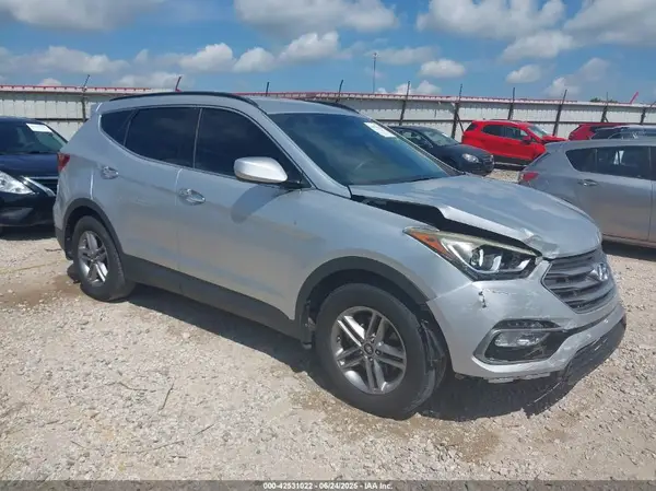 5XYZU3LB6HG430650 2017 HYUNDAI SANTA FE - Image 1