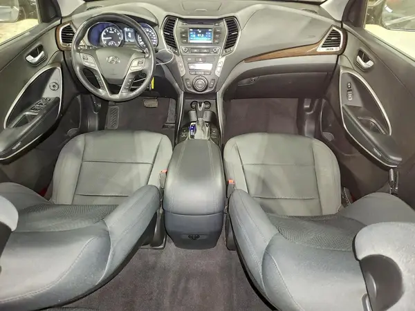 5XYZU3LB6HG459355 2017 HYUNDAI SANTA FE - Image 8