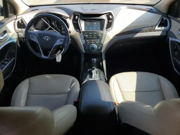 5XYZU3LB6HG471926 2017 HYUNDAI SANTA FE - Image 8
