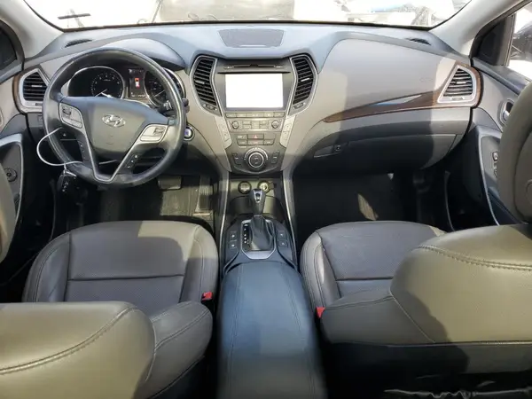5XYZU3LB6HG492551 2017 HYUNDAI SANTA FE - Image 8