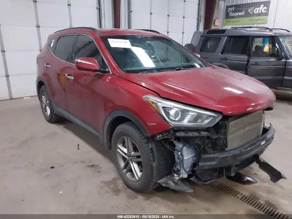 5XYZU3LB6JG514828 2018 HYUNDAI SANTA FE - Image 1