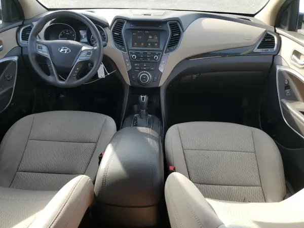 5XYZU3LB7HG386030 2017 HYUNDAI SANTA FE - Image 8