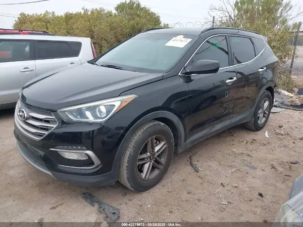 5XYZU3LB7HG416109 2017 HYUNDAI SANTA FE - Image 2