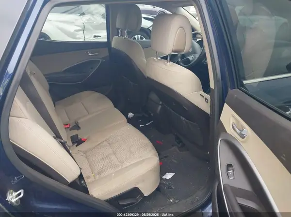 5XYZU3LB7HG418300 2017 HYUNDAI SANTA FE - Image 8