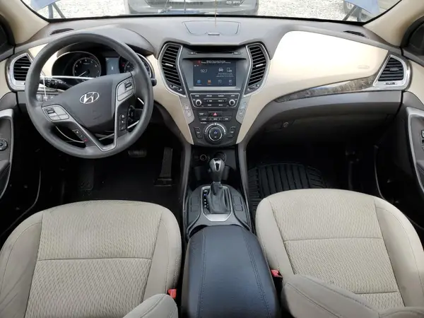 5XYZU3LB7HG463902 2017 HYUNDAI SANTA FE - Image 8