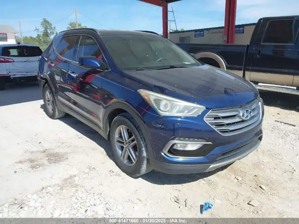 5XYZU3LB7HG468811 2017 HYUNDAI SANTA FE - Image 1
