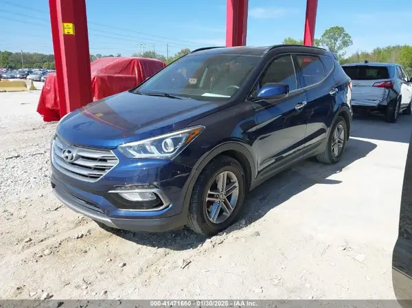 5XYZU3LB7HG468811 2017 HYUNDAI SANTA FE - Image 2