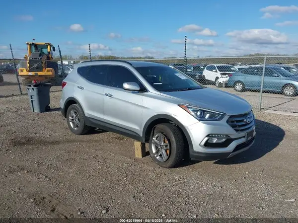 5XYZU3LB7JG505684 2018 HYUNDAI SANTA FE - Image 1