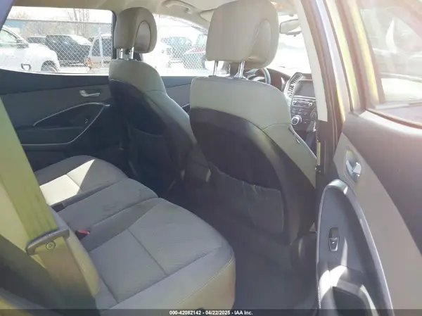 5XYZU3LB7JG514059 2018 HYUNDAI SANTA FE - Image 8