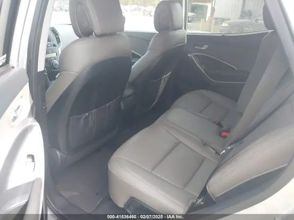 5XYZU3LB8GG355982 2016 HYUNDAI SANTA FE - Image 8
