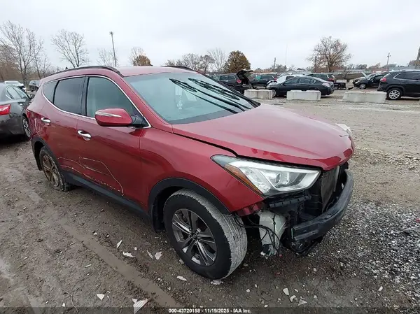 5XYZU3LB8GG364195 2016 HYUNDAI SANTA FE - Image 1