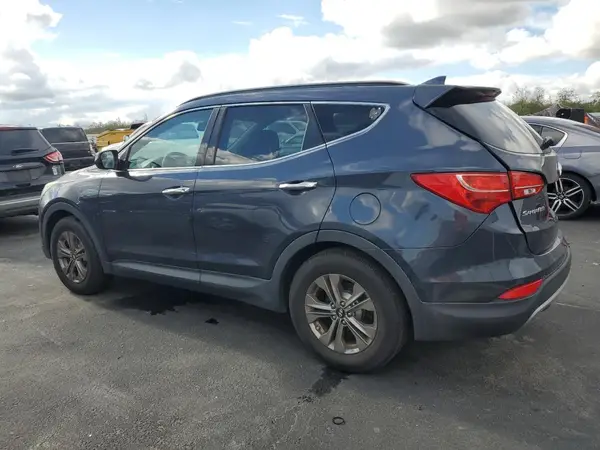 5XYZU3LB8GG372829 2016 HYUNDAI SANTA FE - Image 2