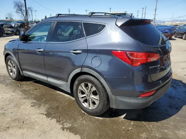 5XYZU3LB8GG377786 2016 HYUNDAI SANTA FE - Image 2