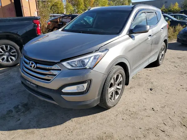 5XYZU3LB8GG378730 2016 HYUNDAI SANTA FE - Image 1