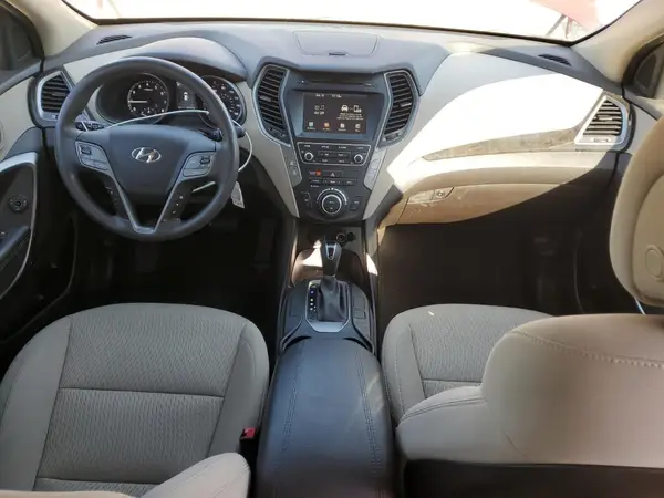 5XYZU3LB8HG384254 2017 HYUNDAI SANTA FE - Image 8