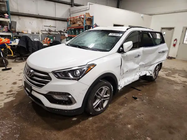 5XYZU3LB8HG425532 2017 HYUNDAI SANTA FE - Image 1