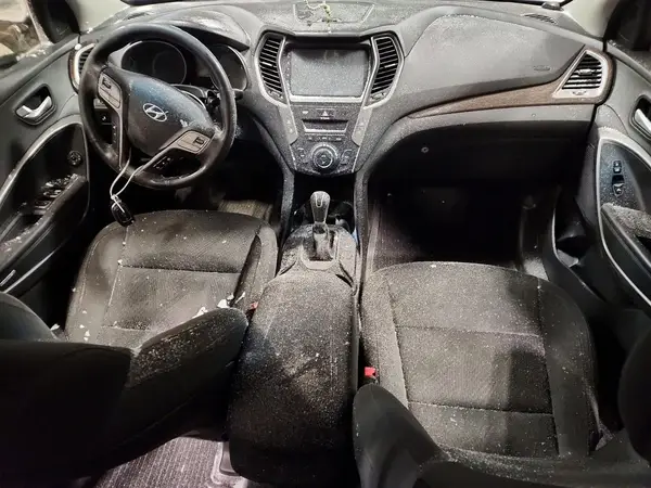 5XYZU3LB8HG425532 2017 HYUNDAI SANTA FE - Image 8