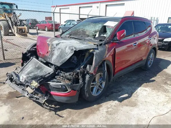 5XYZU3LB8HG434067 2017 HYUNDAI SANTA FE - Image 2