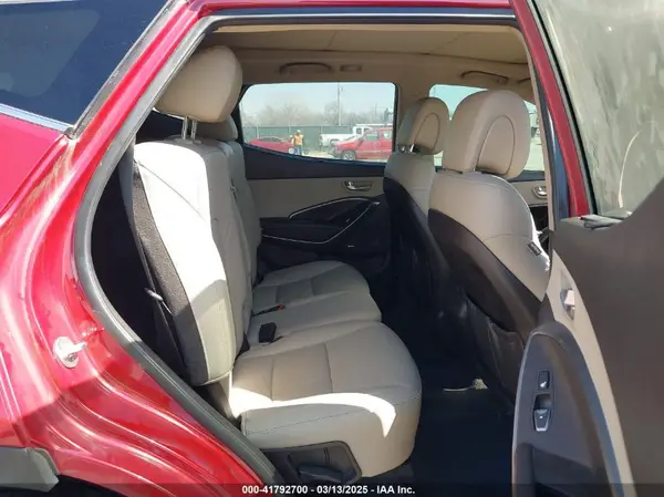5XYZU3LB8HG434067 2017 HYUNDAI SANTA FE - Image 8