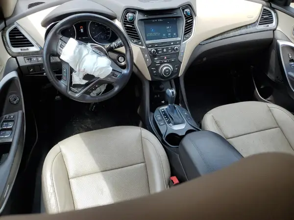 5XYZU3LB8HG440371 2017 HYUNDAI SANTA FE - Image 8