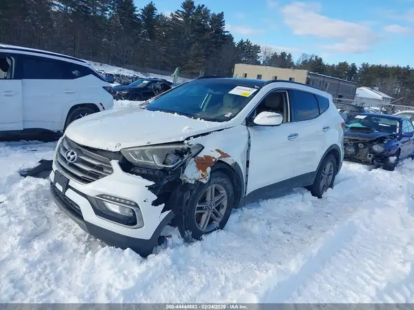 5XYZU3LB8HG444792 2017 HYUNDAI SANTA FE - Image 2