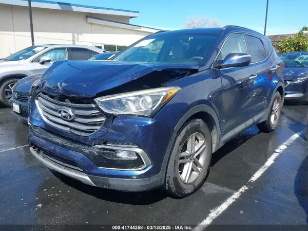 5XYZU3LB8JG511154 2018 HYUNDAI SANTA FE - Image 2