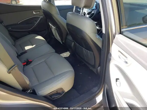 5XYZU3LB8JG563903 2018 HYUNDAI SANTA FE - Image 8
