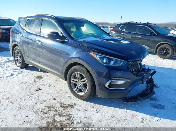 5XYZU3LB9HG381279 2017 HYUNDAI SANTA FE - Image 1