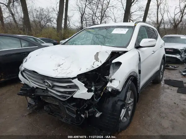 5XYZU3LB9HG420954 2017 HYUNDAI SANTA FE - Image 2