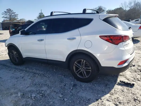 5XYZU3LB9HG460080 2017 HYUNDAI SANTA FE - Image 2
