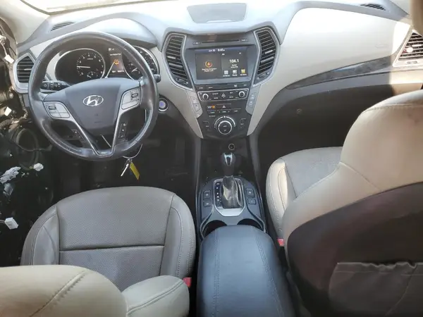 5XYZU3LB9HG461813 2017 HYUNDAI SANTA FE - Image 8