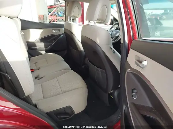 5XYZU3LB9HG468485 2017 HYUNDAI SANTA FE - Image 8