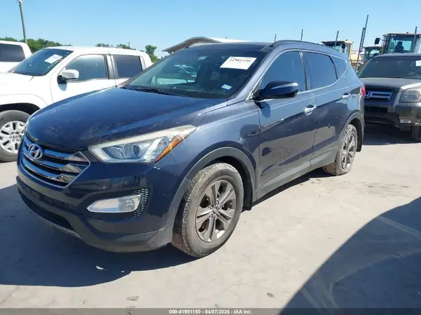 5XYZU3LBXGG307562 2016 HYUNDAI SANTA FE - Image 2