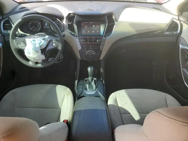 5XYZU3LBXHG424348 2017 HYUNDAI SANTA FE - Image 8