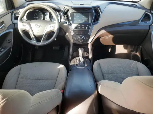 5XYZU3LBXHG426598 2017 HYUNDAI SANTA FE - Image 8