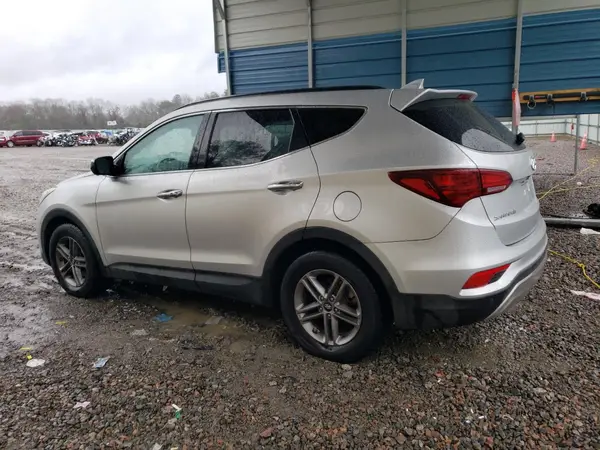 5XYZU3LBXHG463909 2017 HYUNDAI SANTA FE - Image 2